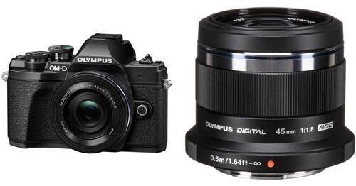 Olympus OM-D E-M10 Mark III and lens