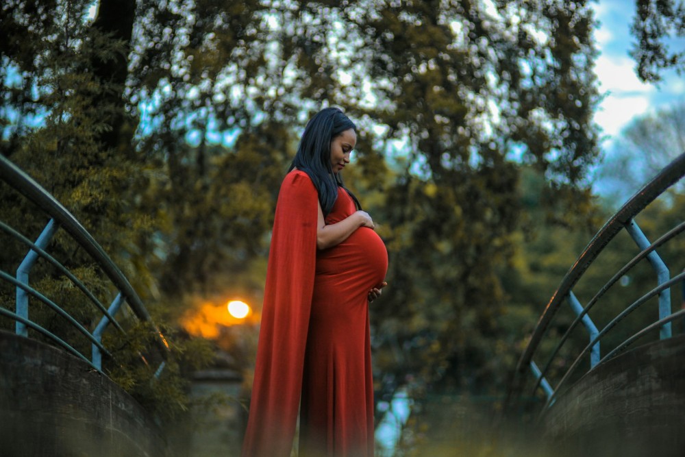 pregnant woman in red
